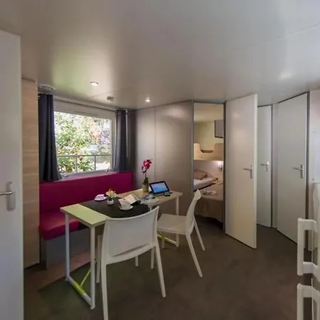 Maeva Escapades Les Playes Kemping 4*